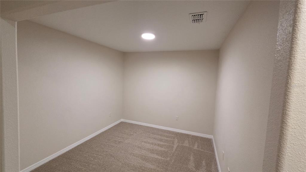 104 Augustus Point Sanford, FL 32773 - Photo 9 of 11