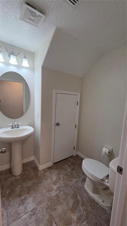 104 Augustus Point Sanford, FL 32773 - Photo 10 of 11