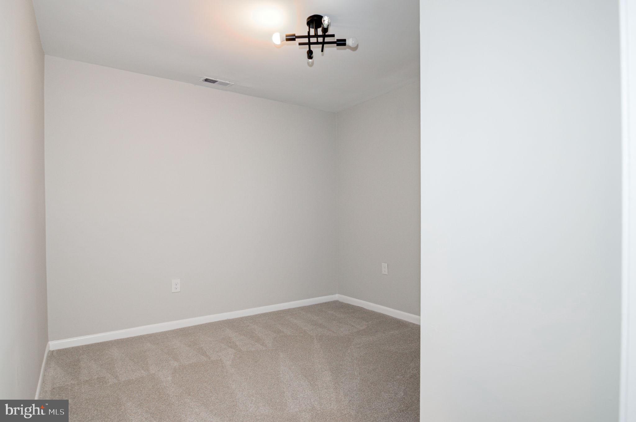 8002 Orange Plank Road Springfield, VA 22153 - Photo 35 of 54