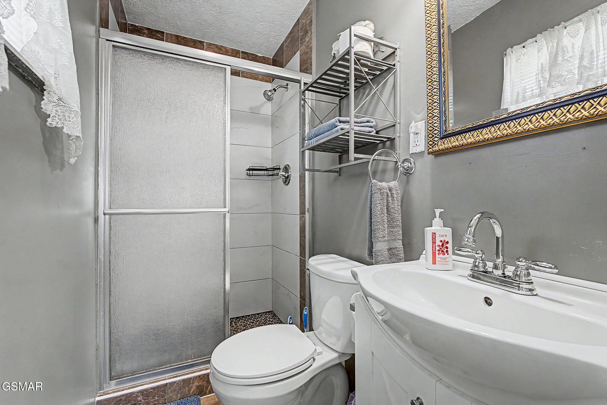 2319 Pittman Center Road Sevierville, TN 37876 - Photo 22 of 34 Gallery Image 22
