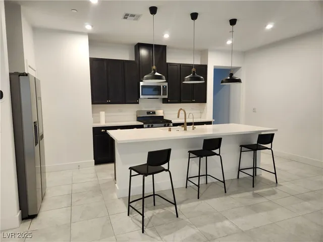 $450,000 | 3197 Bertonico Street, Henderson, NV 89044