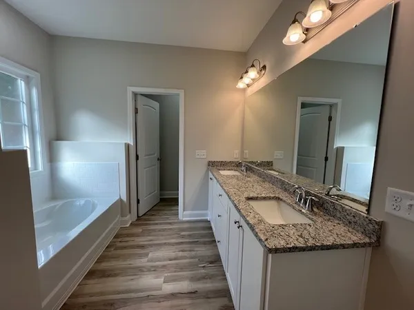 $1,950 | 413 Pine Street, Darien, GA 31305