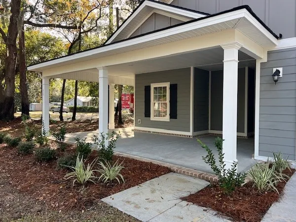 $1,950 | 413 Pine Street, Darien, GA 31305