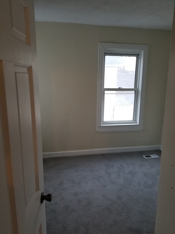 84 Andrew Street Springfield, MA 01109 - Photo 20 of 24 Gallery Image 20