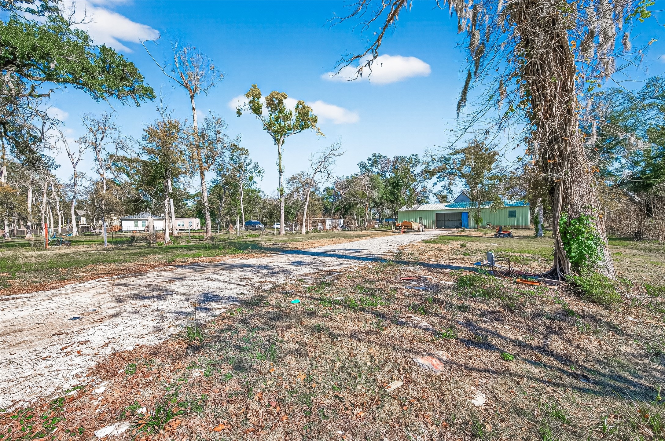 16507 Mill Drive Rosharon, TX 77583 - Photo 9 of 40