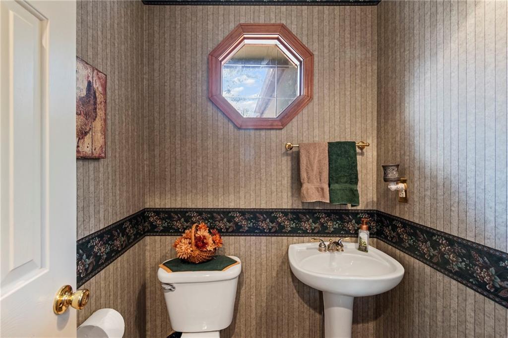 26690 Oakwood Lane Clinton, MO 64735 - Photo 15 of 58