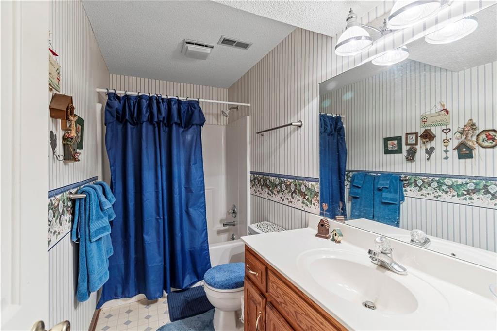 26690 Oakwood Lane Clinton, MO 64735 - Photo 22 of 58