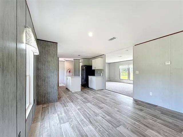 a view of empty room