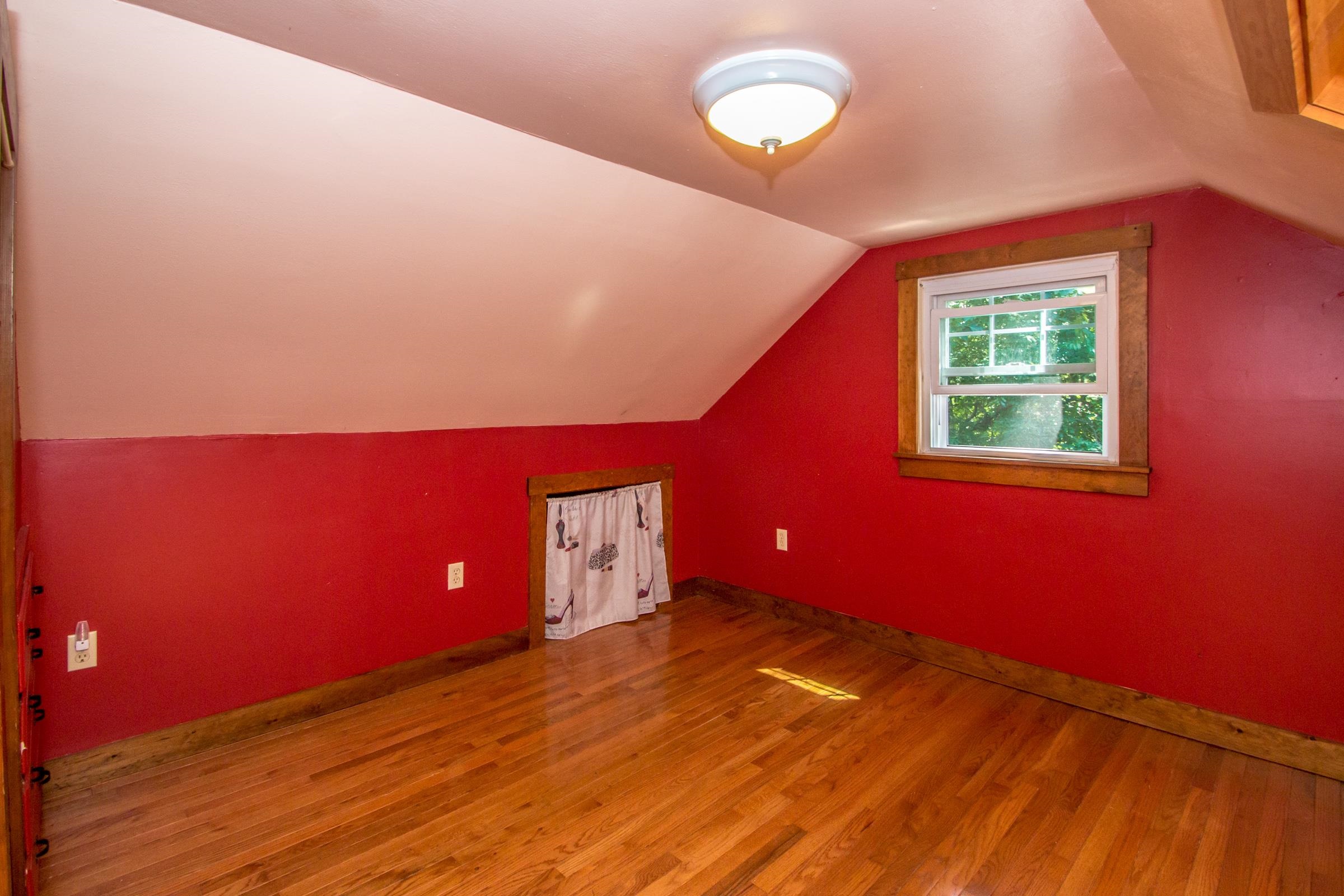 471 Wentworth Road Brookfield, NH 03872 - Photo 19 of 43