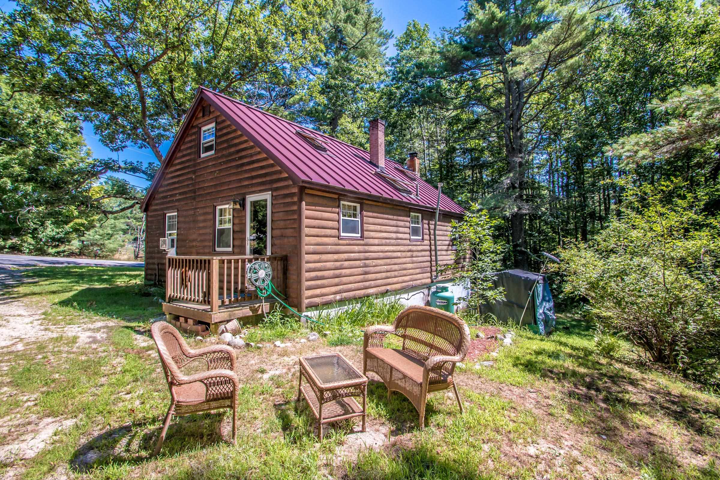 471 Wentworth Road Brookfield, NH 03872 - Photo 3 of 43