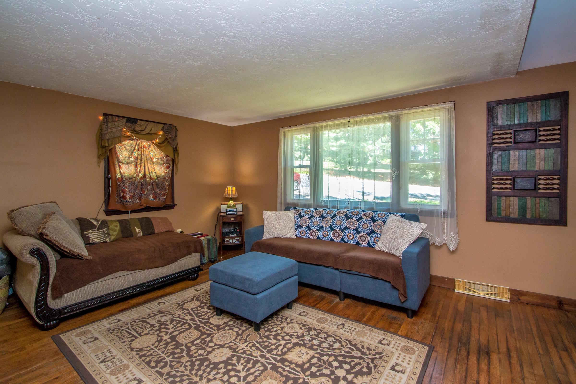 471 Wentworth Road Brookfield, NH 03872 - Photo 10 of 43