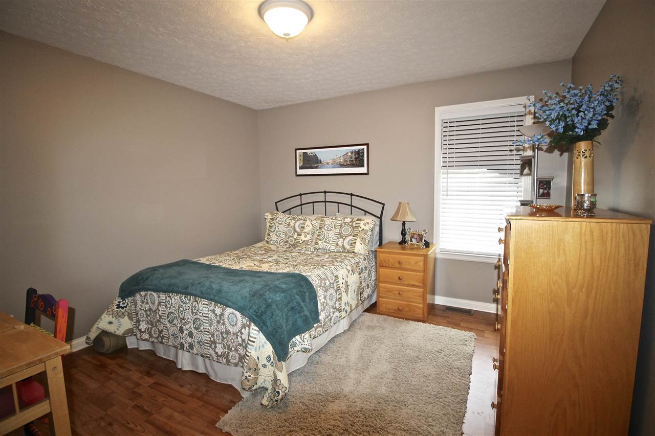 1074 Morehead Road Bowling Green, KY 42101 - Photo 21 of 32 Gallery Image 21
