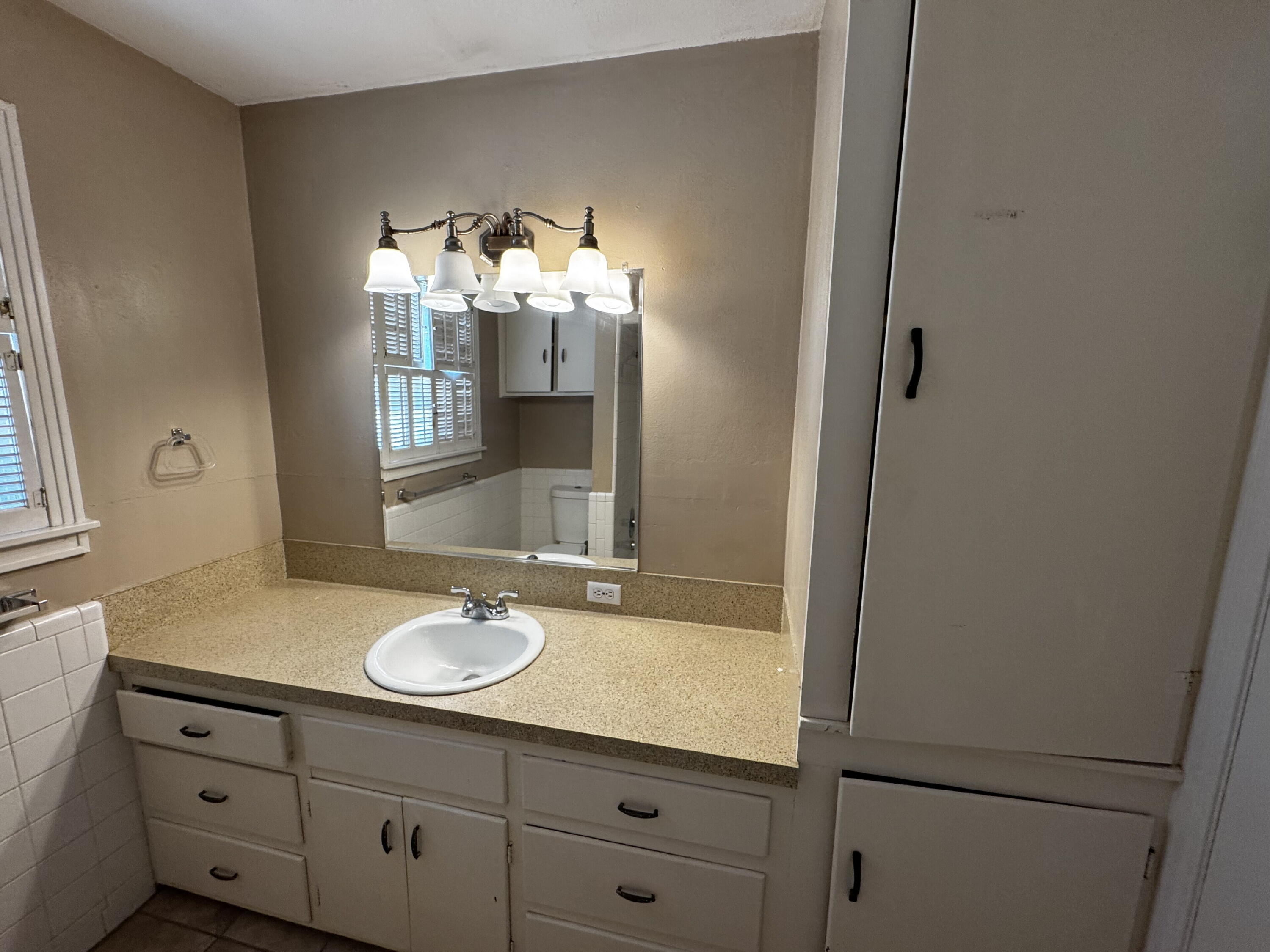 3806 23rd Street Lubbock, TX 79410 - Photo 11 of 13 IMG_7275