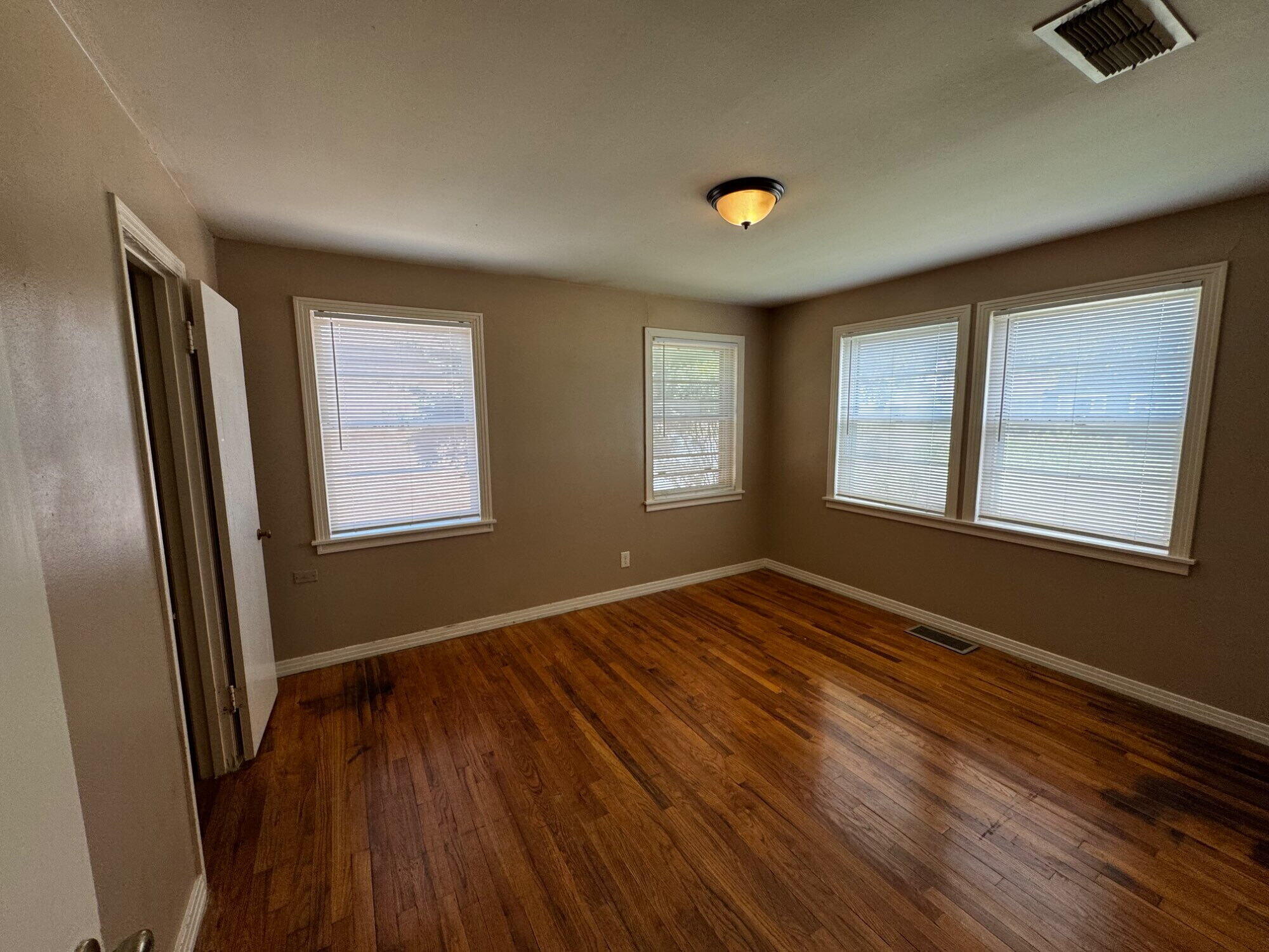 3806 23rd Street Lubbock, TX 79410 - Photo 13 of 13 IMG_7277