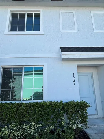 a view of front door