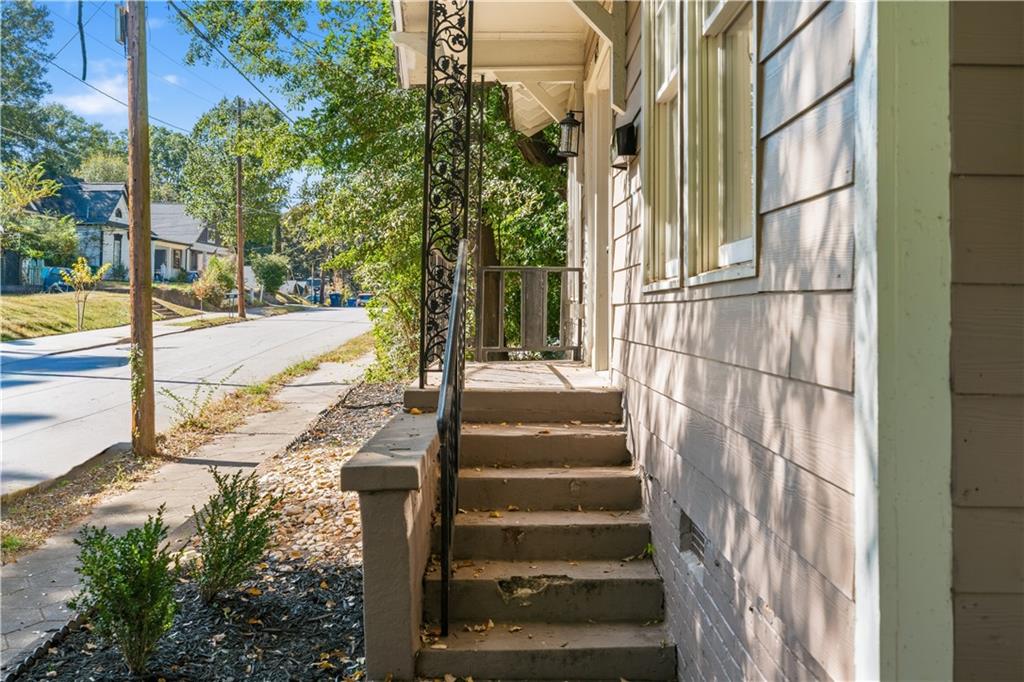 673 Pearce Street Southwest Atlanta, GA 30310 - Photo 23 of 25 Gallery Image 23