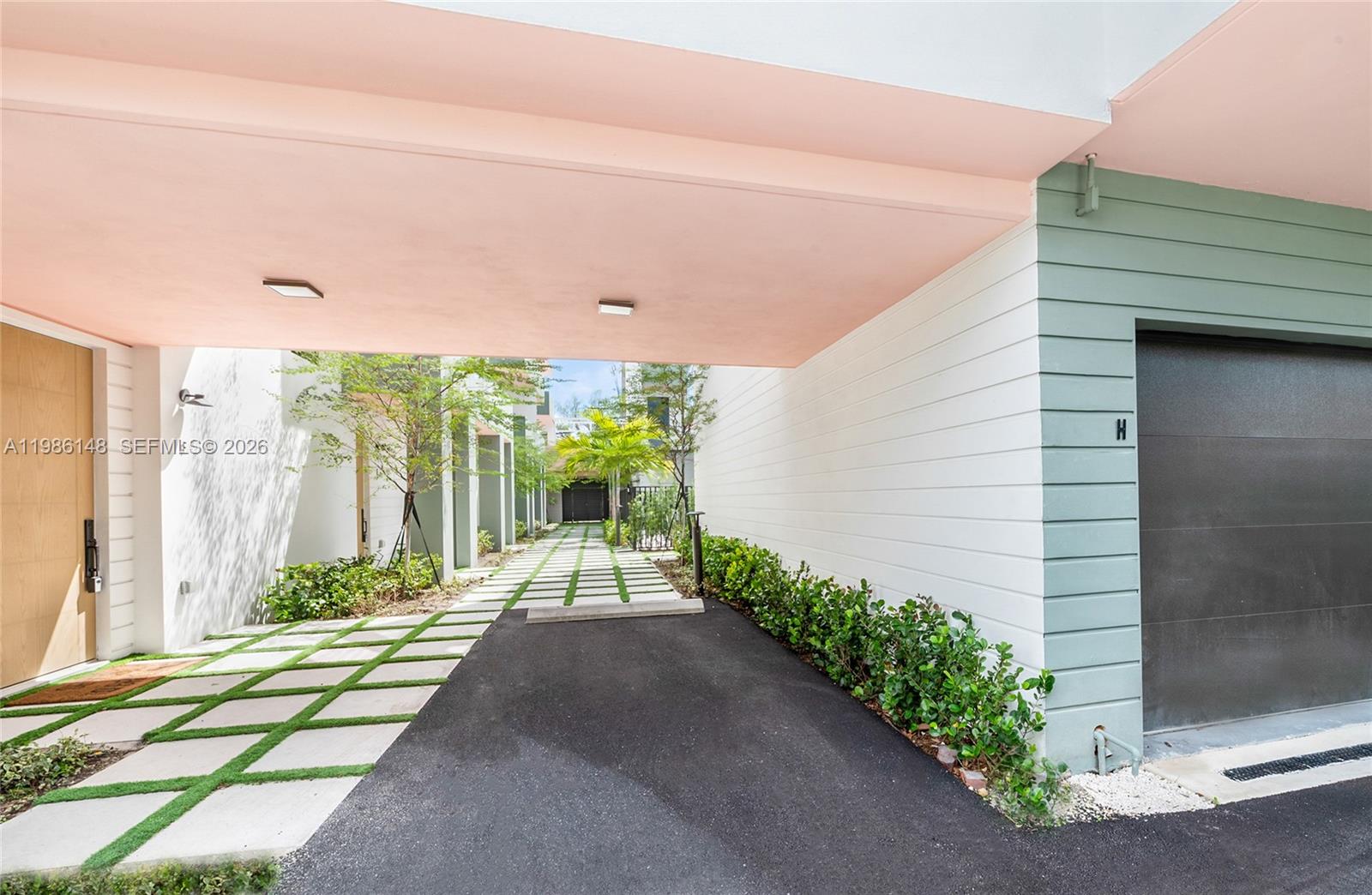721 Southwest 11th Street, Unit A Miami, FL 33129 - Photo 29 of 31