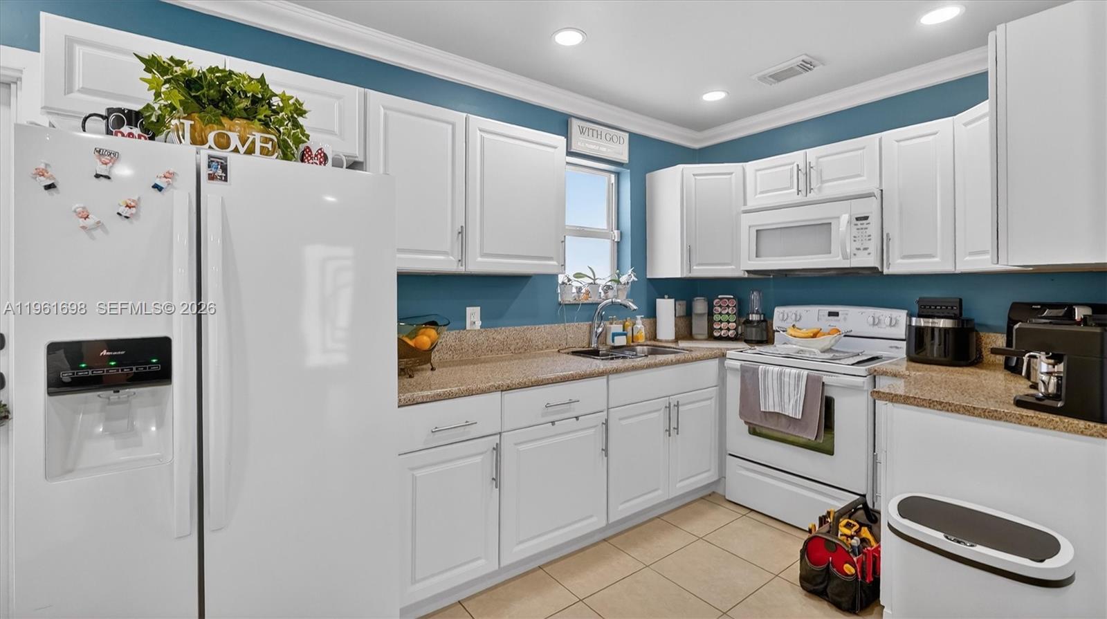 22301 Southwest 117th Place Miami, FL 33170 - Photo 11 of 29