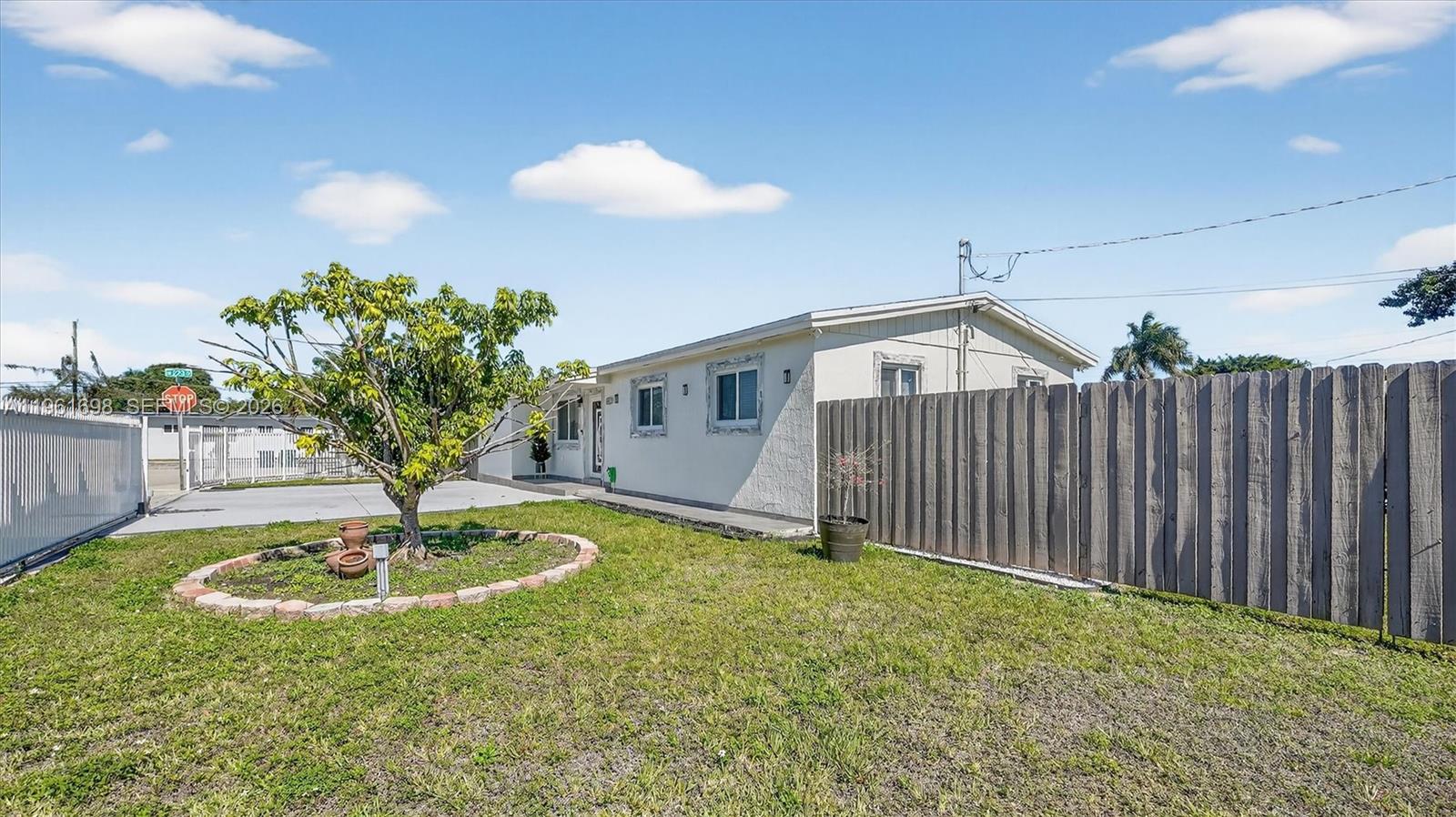 22301 Southwest 117th Place Miami, FL 33170 - Photo 7 of 29