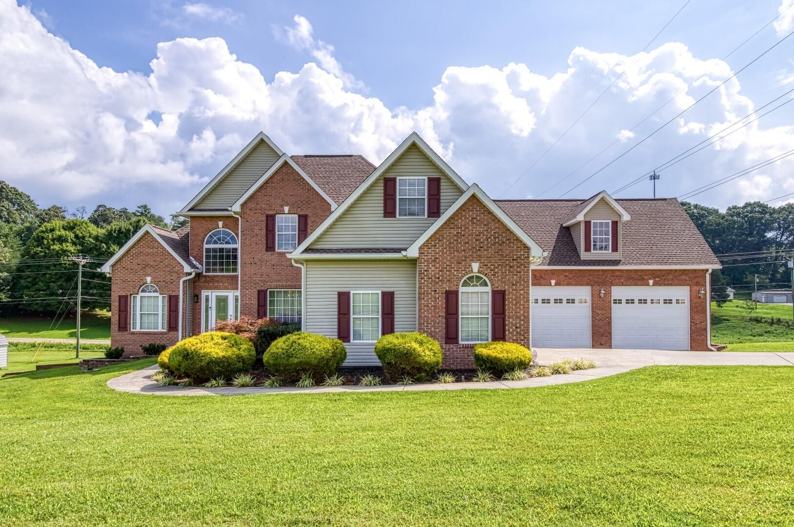 160 Raspberry Drive New Market, TN 37820 - Photo 1 of 46 Gallery Image 1