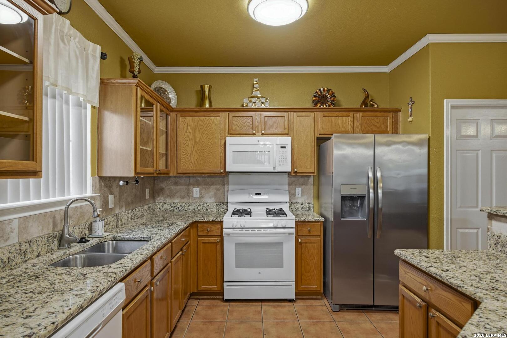 8943 Burnt Path Helotes, TX 78023 - Photo 10 of 27