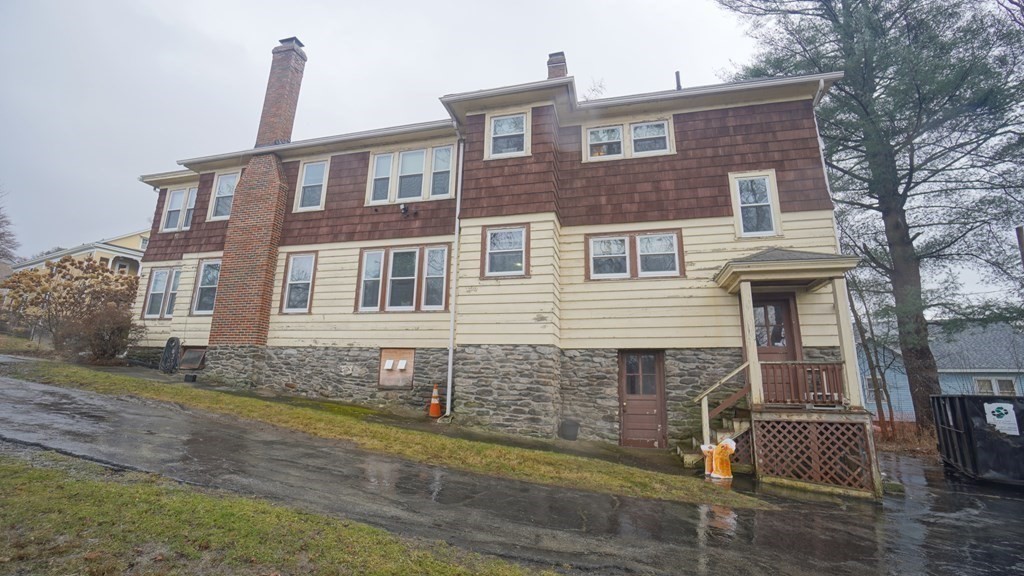 69 Hadwen Road Worcester, MA 01602 - Photo 5 of 7