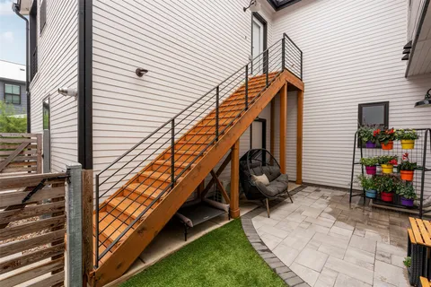 $1,050,000 | 3007 Chennault Street, Austin, TX 78723