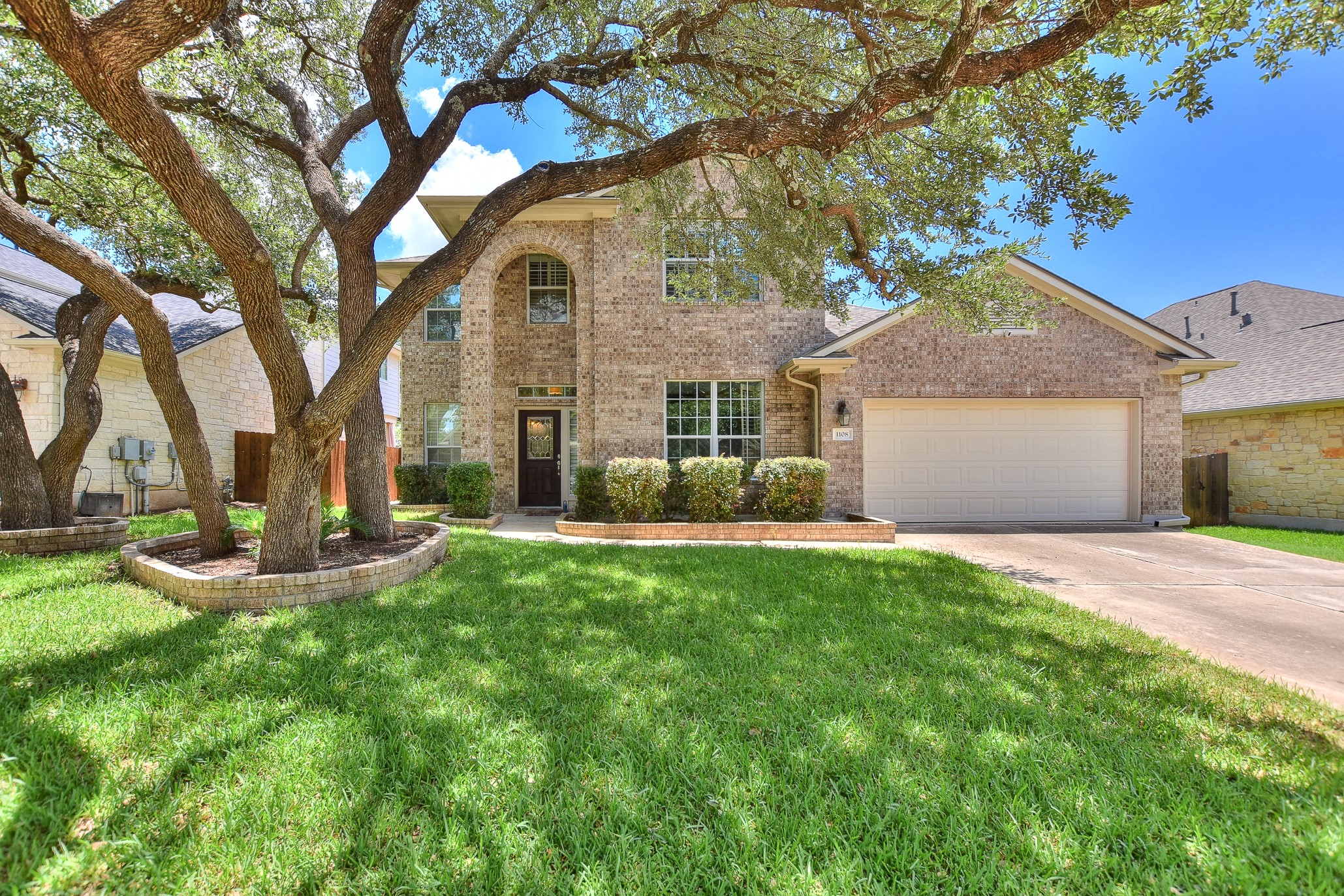 Fantastic 4 bed, 3.5 bath family home in amenity rich Ranch at Deer Creek!