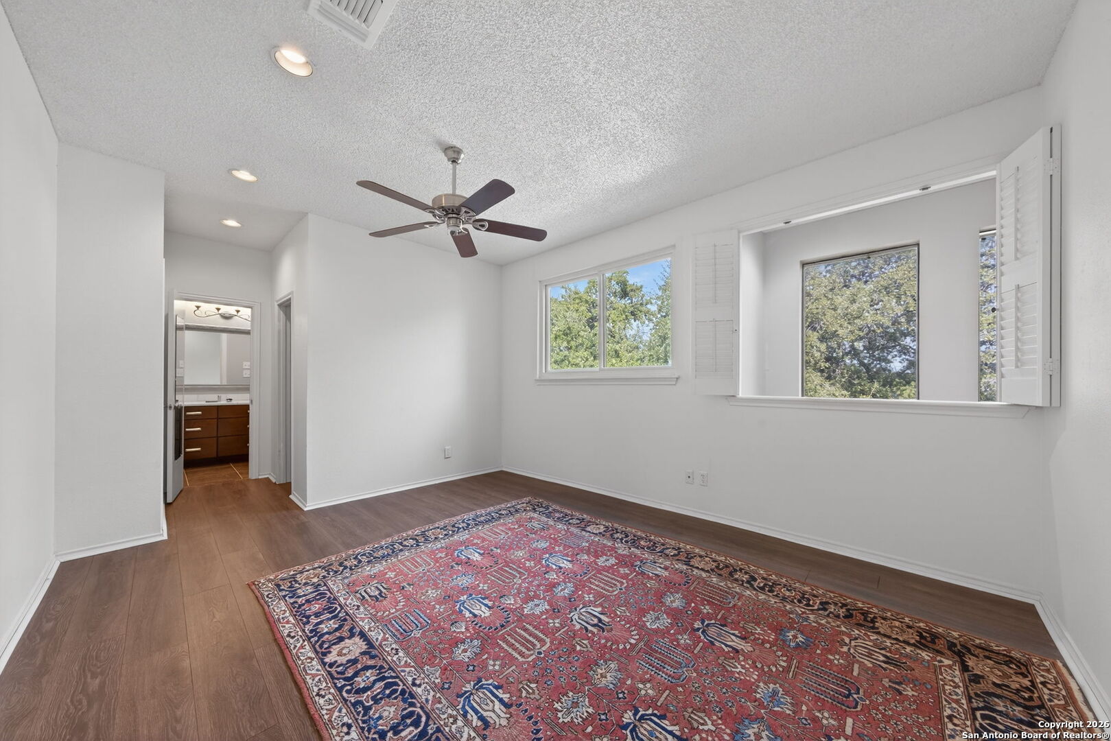 11001 Wurzbach Road, Unit 605 San Antonio, TX 78230 - Photo 20 of 47 a view of an empty room