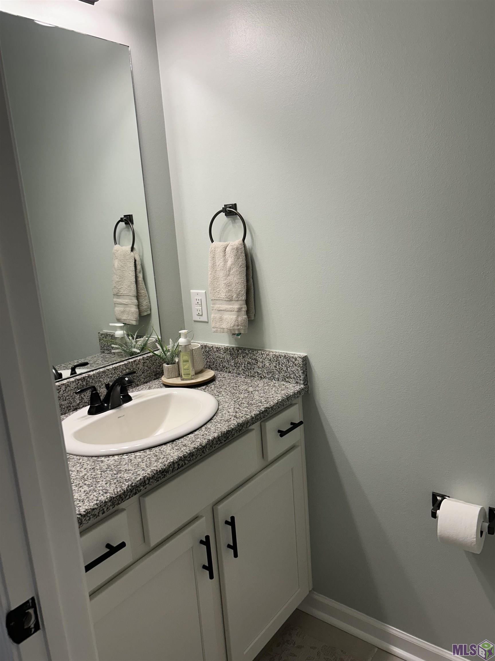 8643 Hackberry Ridge Avenue Zachary, LA 70791 - Photo 10 of 14