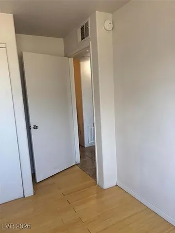 $950 | 231 West Philadelphia Avenue, Unit 2, Las Vegas, NV 89102