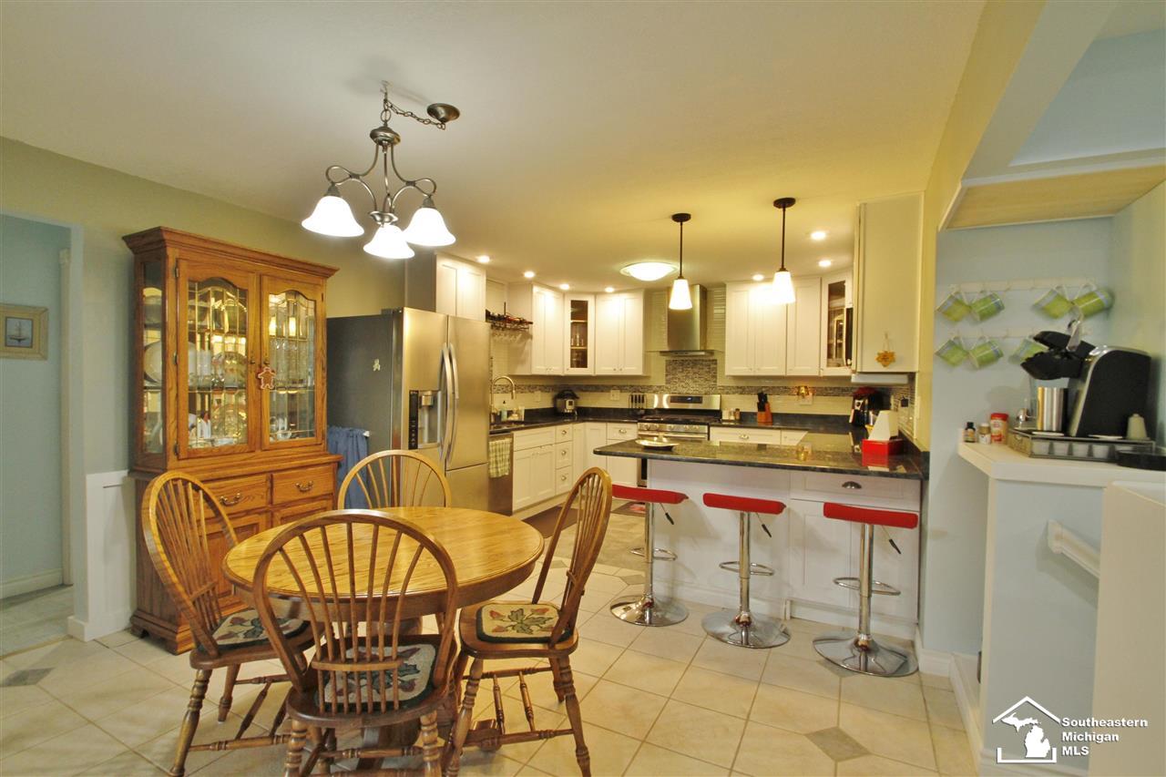 10338 Cedarcrest Road Whitmore Lake, MI 48189 - Photo 20 of 63