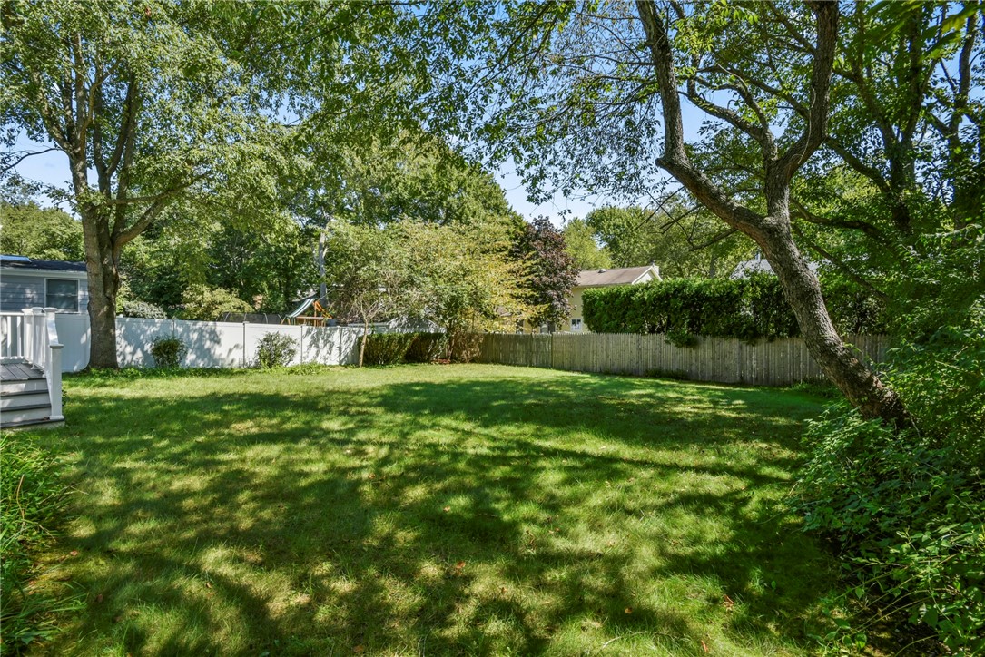 7 Paquin Road Barrington, RI 02806 - Photo 18 of 42 Gallery Image 18