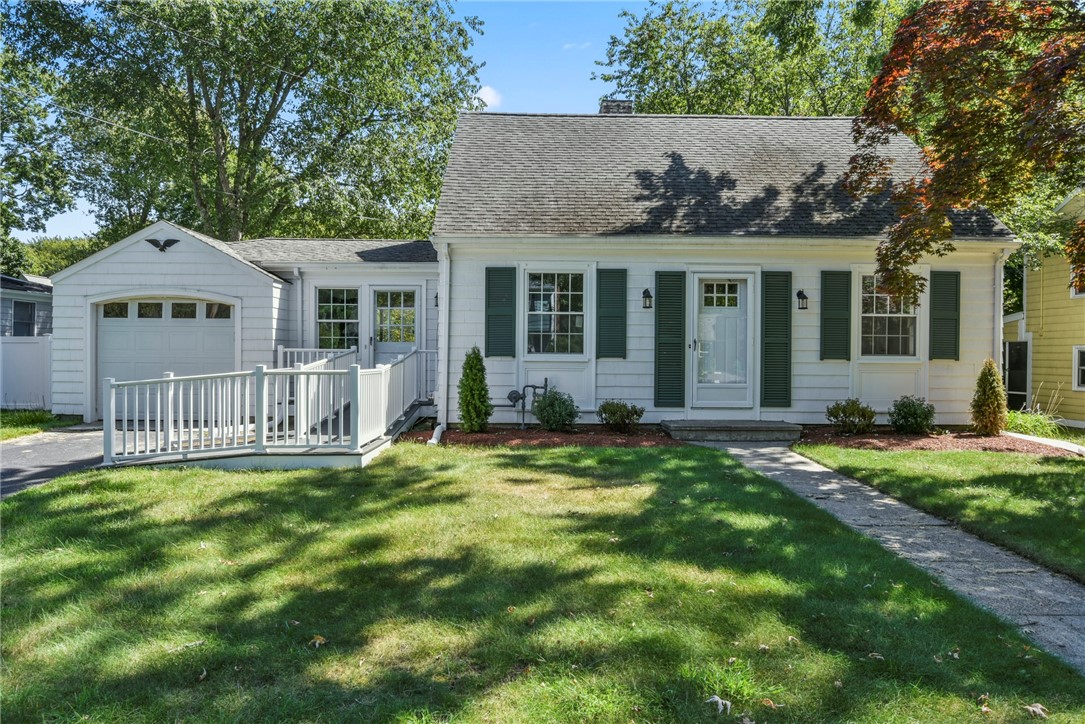 7 Paquin Road Barrington, RI 02806 - Photo 2 of 42 Gallery Image 2