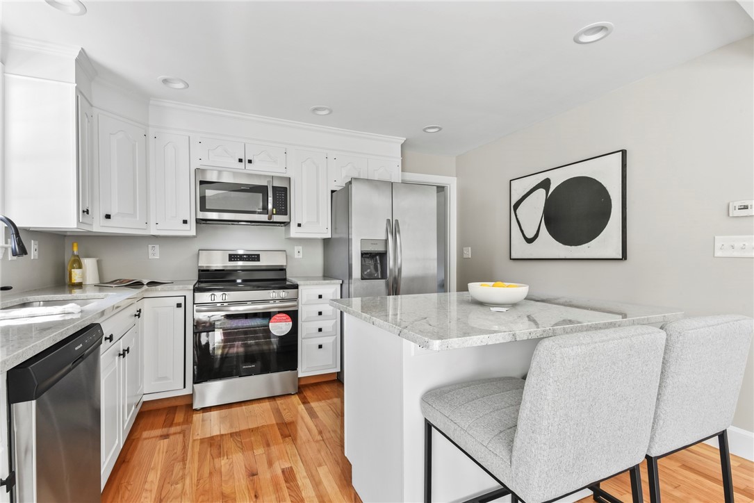 7 Paquin Road Barrington, RI 02806 - Photo 10 of 42 Gallery Image 10