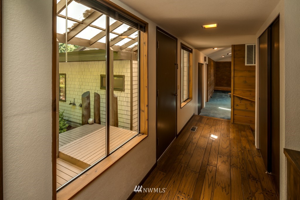 1450 Telegraph Road Bellingham, WA 98226 - Photo 2 of 24 Gallery Image 2