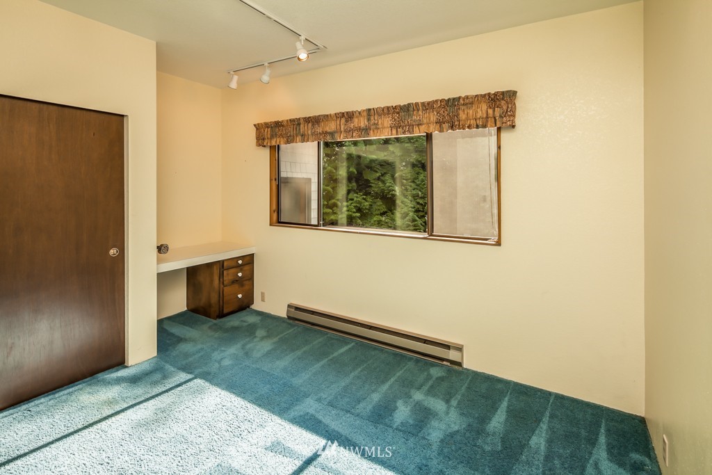 1450 Telegraph Road Bellingham, WA 98226 - Photo 12 of 24 Gallery Image 12