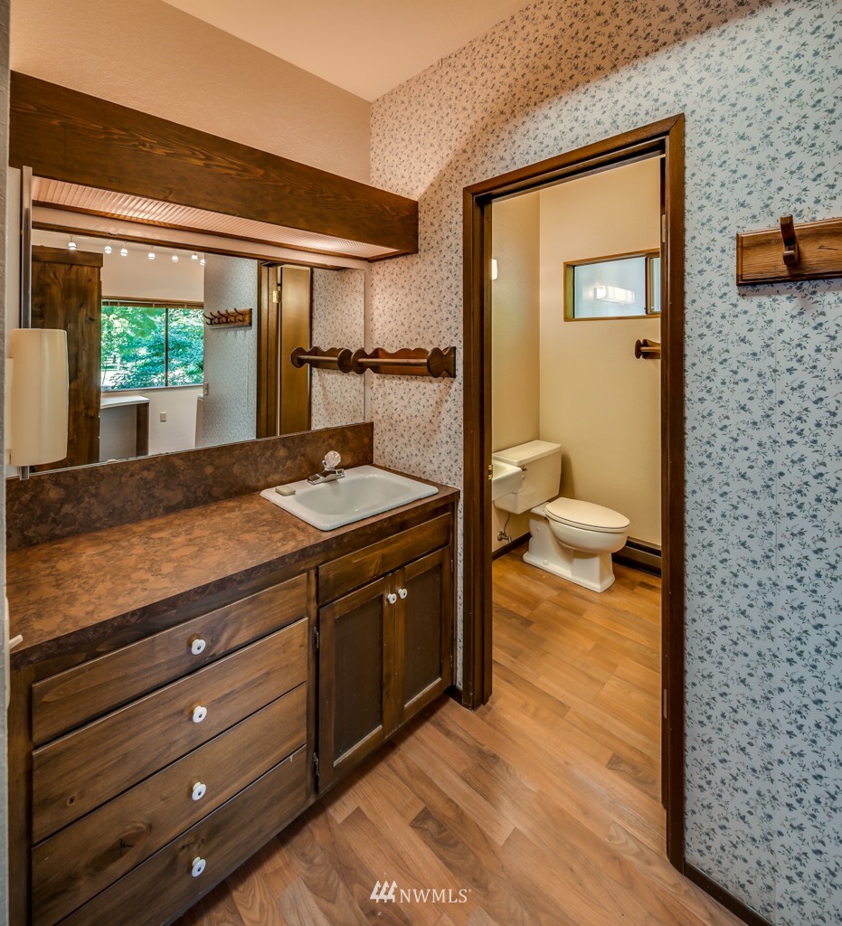 1450 Telegraph Road Bellingham, WA 98226 - Photo 15 of 24 Gallery Image 15
