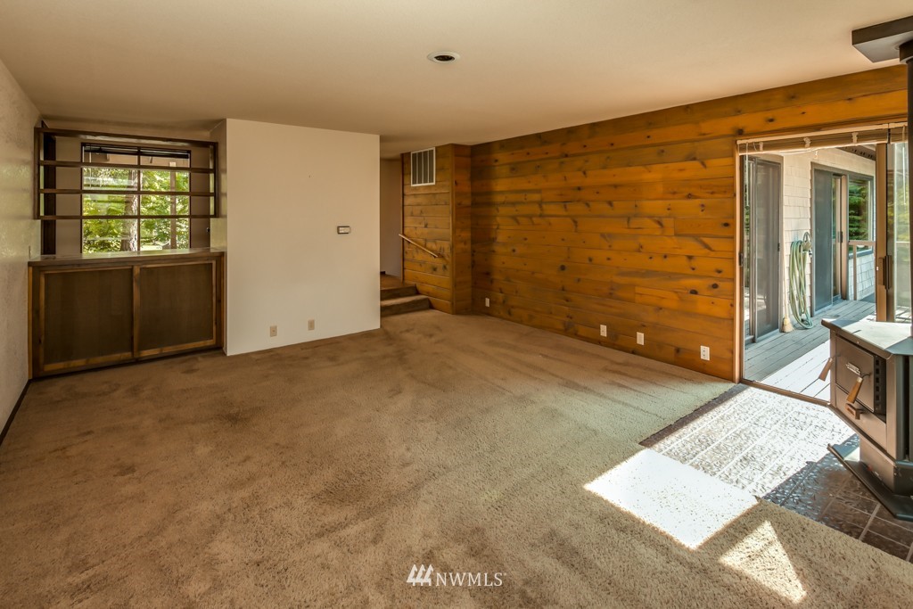 1450 Telegraph Road Bellingham, WA 98226 - Photo 3 of 24 Gallery Image 3