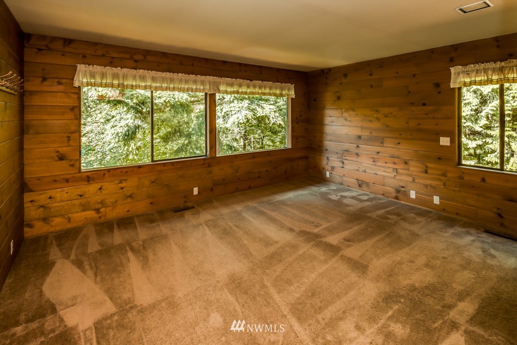 1450 Telegraph Road Bellingham, WA 98226 - Photo 9 of 24 Gallery Image 9