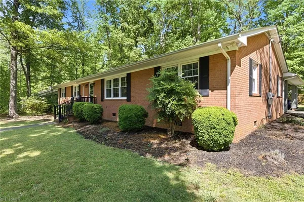 $345,000 | 504 North Greenbriar Street, Liberty, NC 27298