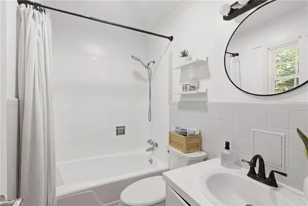 $345,000 | 504 North Greenbriar Street, Liberty, NC 27298