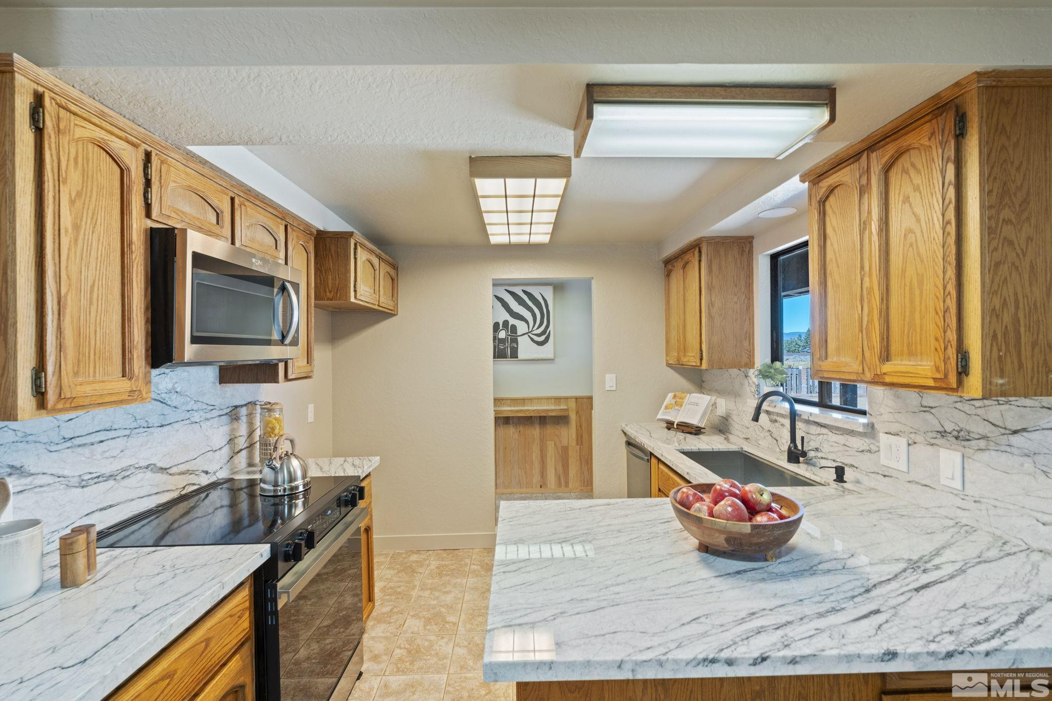 888 Dresslerville Road Gardnerville, NV 89460 - Photo 4 of 35