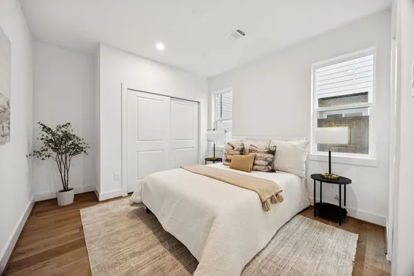 $2,950 | 2125 Hoskins Drive, Unit C, Houston, TX 77080