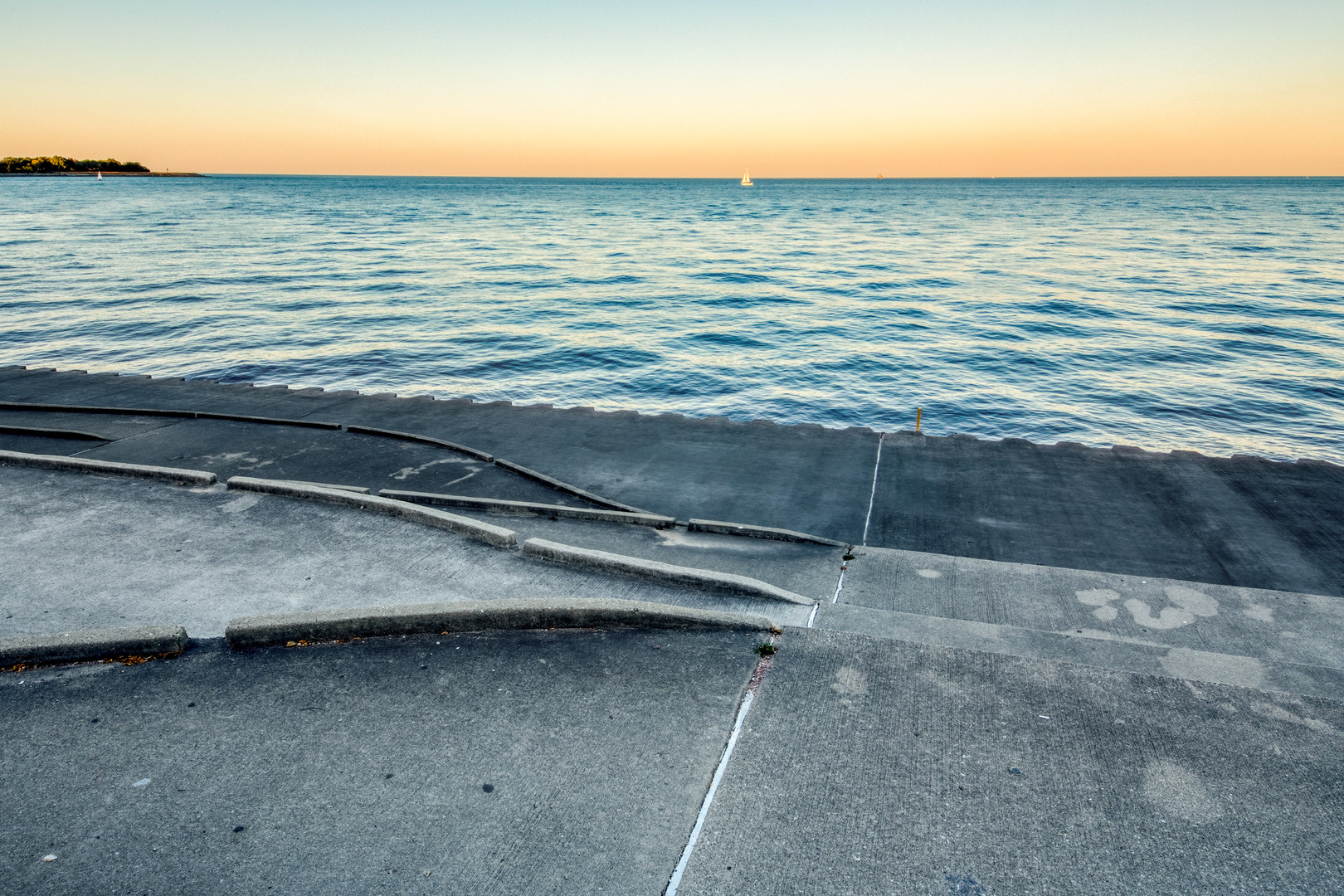 655 West Irving Park Road, Unit 4808 Chicago, IL 60613 - Photo 22 of 26 a view of an ocean