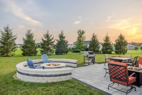 $689,000 | 465 Chasefield Drive, Williams Bay, WI 53191