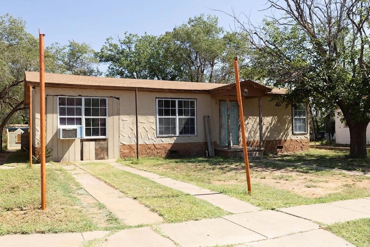 502 North 10th Street Lamesa, TX 79331 - Photo 3 of 18