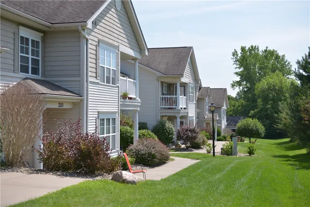 $1,634 | 1708 Hill Park Court, Chili, NY 14428