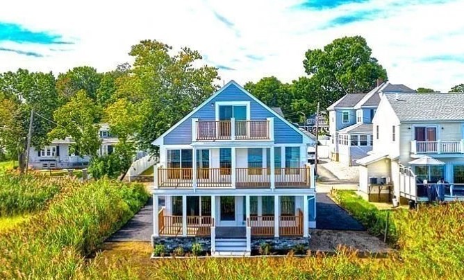 14 Seagull Road, Unit 1 Quincy, MA 02169 - Photo 1 of 26 Gallery Image 1
