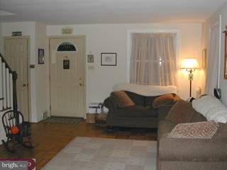 532 Perry Street Ridley Park, PA 19078 - Photo 2 of 6 Gallery Image 2